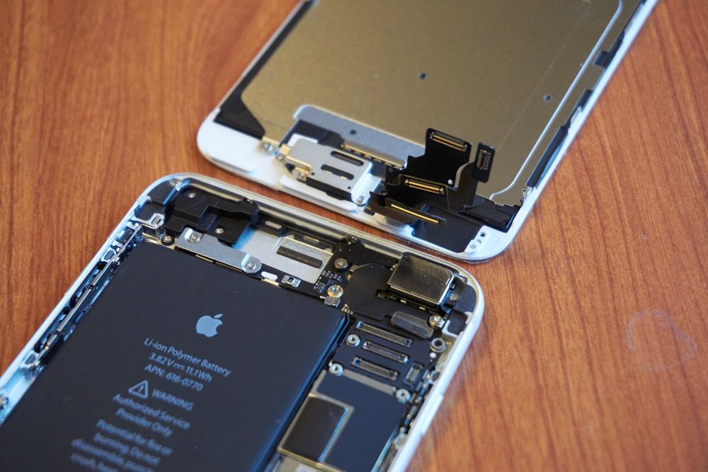 Der! To stykk iPhone-deler – endelig.