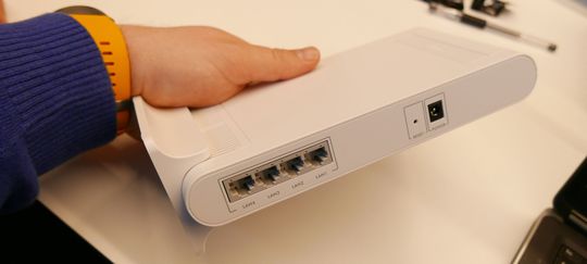 Forlengeren har også mulighet for å motta kabel.