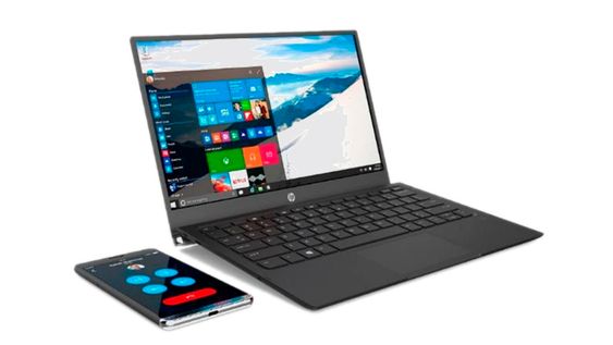 I dokken: Elite x3 kan dokkes på ulike måter. Den kommer med en dokk som gjør at den kan kobles til, og selvfølgelig lades, til en skjerm og tastatur, men også til denne kalt Lap Dock. Det er et bærbar PC, så og si uten annet enn en skjerm, batteri og tastatur. Alt kjører i telefonen.