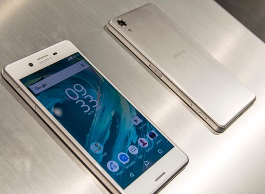 Toppmodellen Xperia X Performance var det svært få av på Sony-standen, så dette var det nærmeste vi kom i dag.