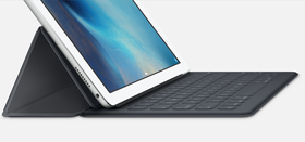 En ny og mindre versjon av Smart Keyboard skal visstnok også være på vei til den kommende 9,7-tommeren. Dette er den eksisterende iPad Pro-versjonen.