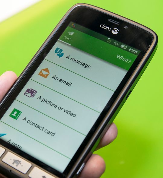Naturlig språk, og stegvise menyer er noe av det Doro fremhever som enkelt med telefonene, og opplevelsen er en ganske annen enn på andre Android-modeller.