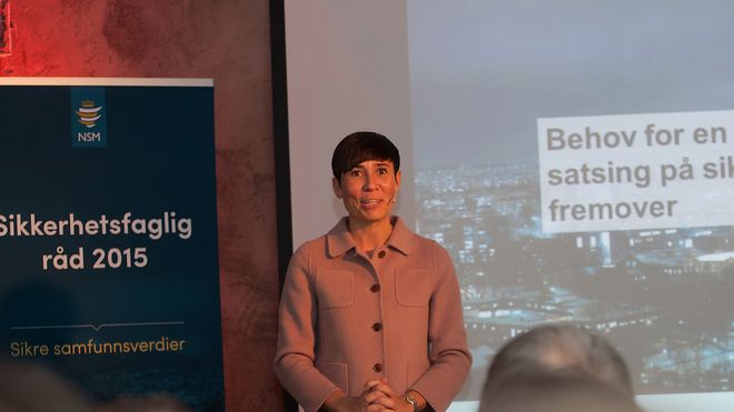 Bygger hemmelig datanettverk for politikere