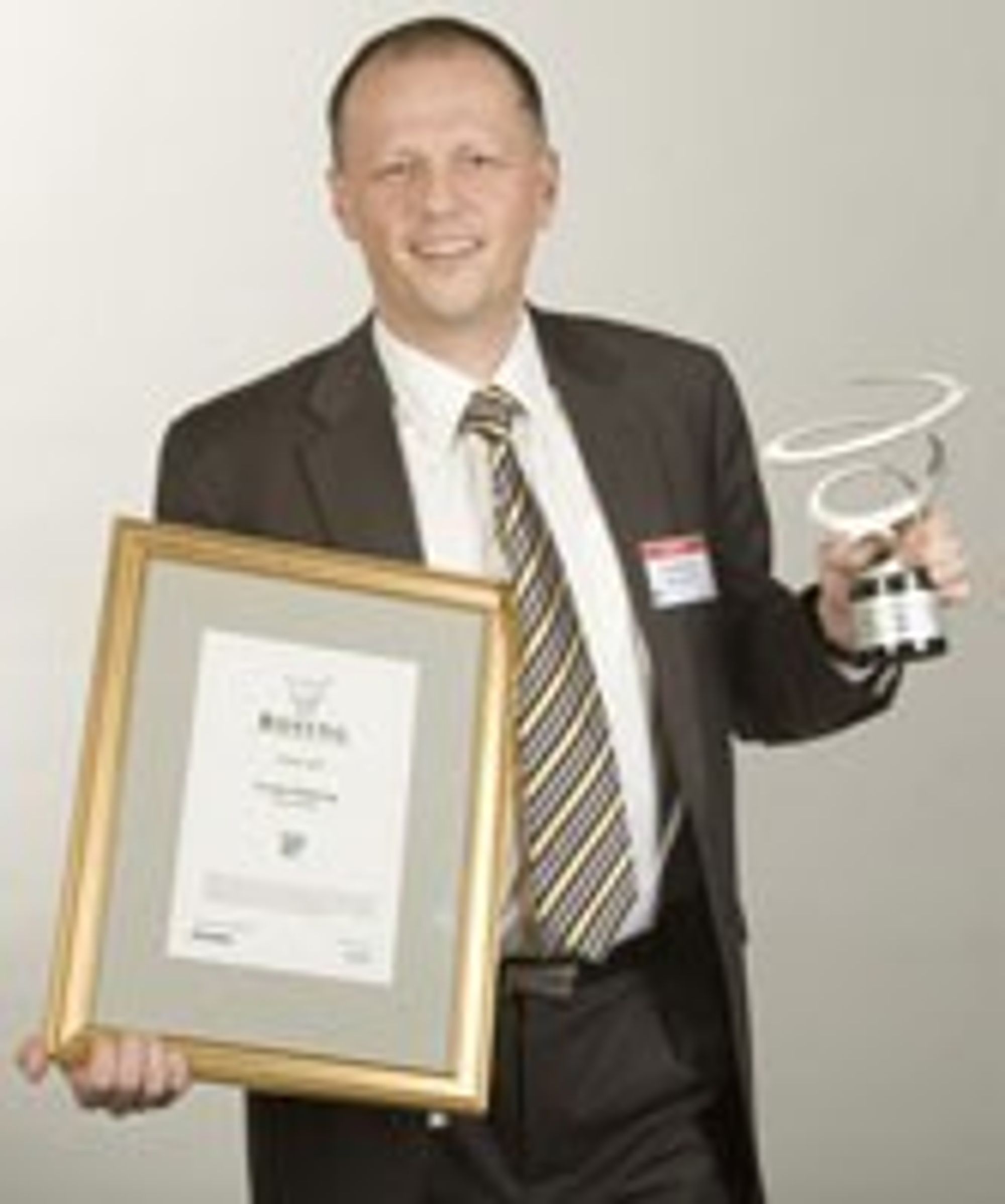 Frank Møllerop er en erfaren IT-leder. Her fra tildeling av Rosing-prisen som årets IT-leder i 2007.