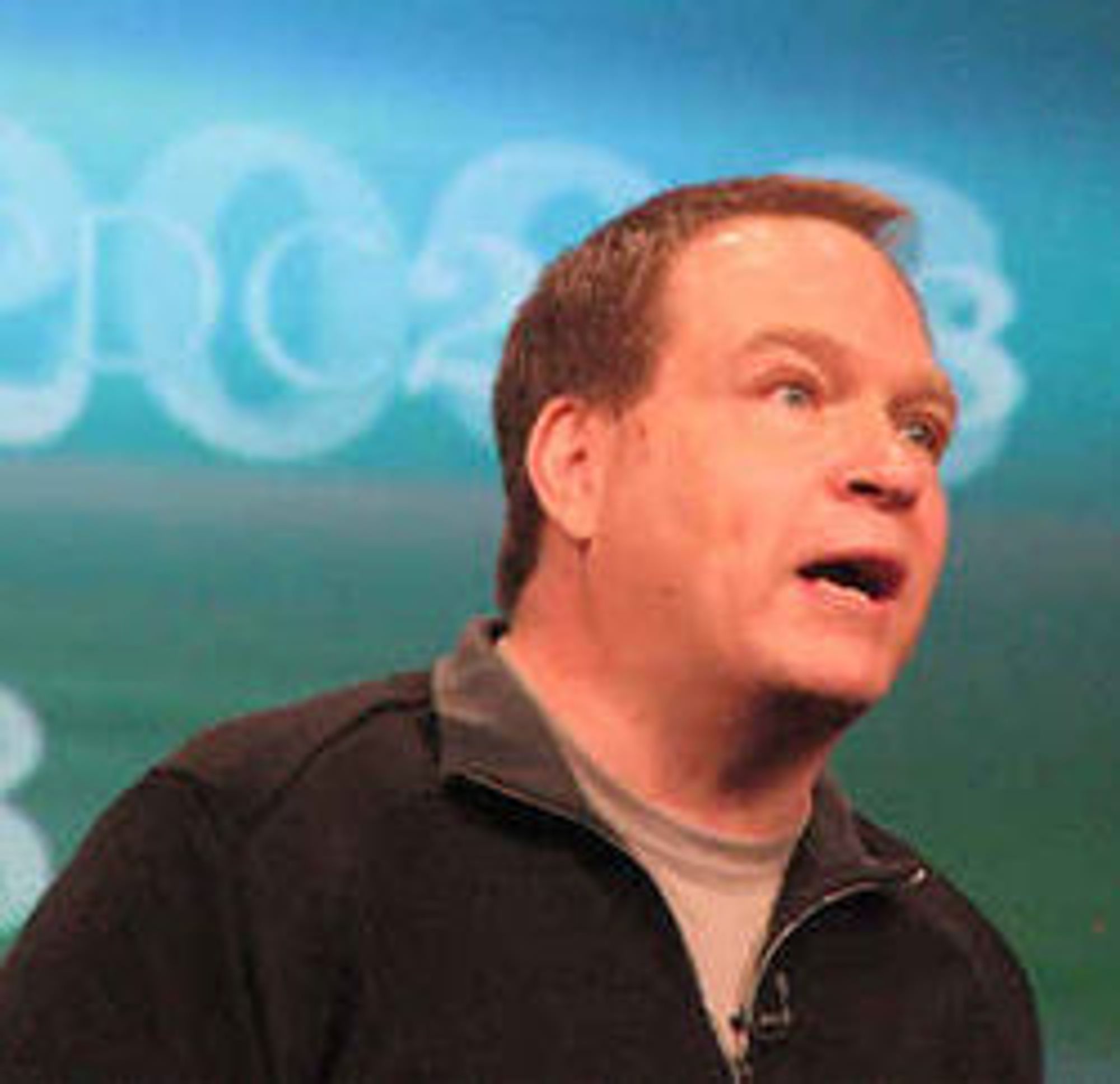Microsofts Bob Muglia talte under PDC 2008.