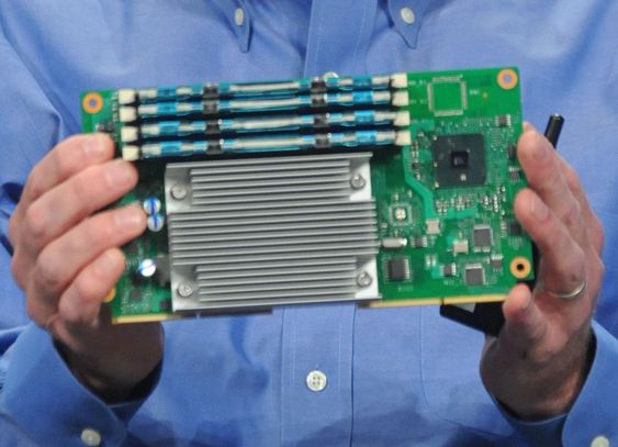 Typisk størrelse på hovedkortet til en mikroserver, riktignok fra Intel.
