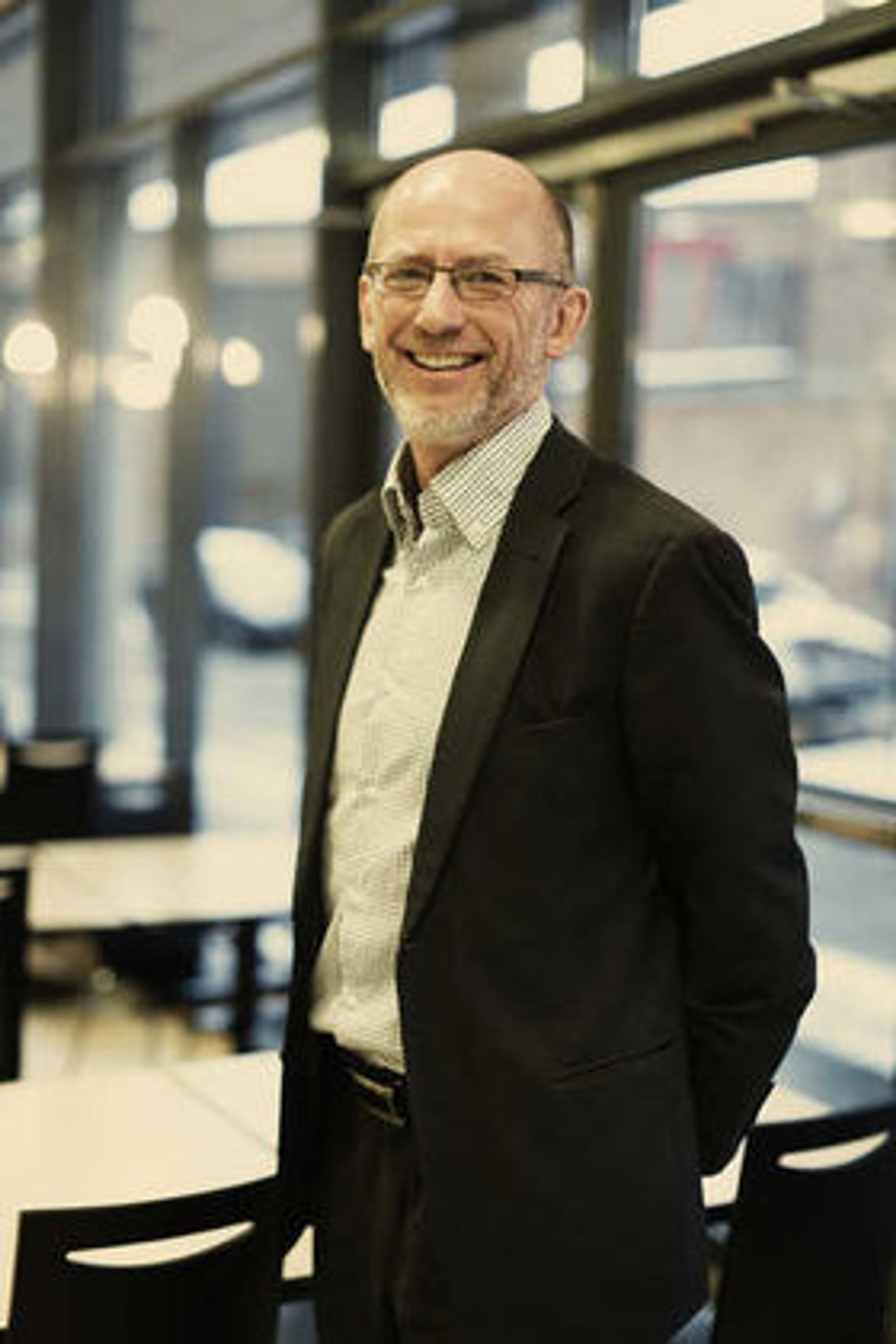 Bouvets Sverre Hurum er nå den lengstsittende topplederen i et større norsk IT-selskap. Han gleder seg over 10 års lønnsom vekst.