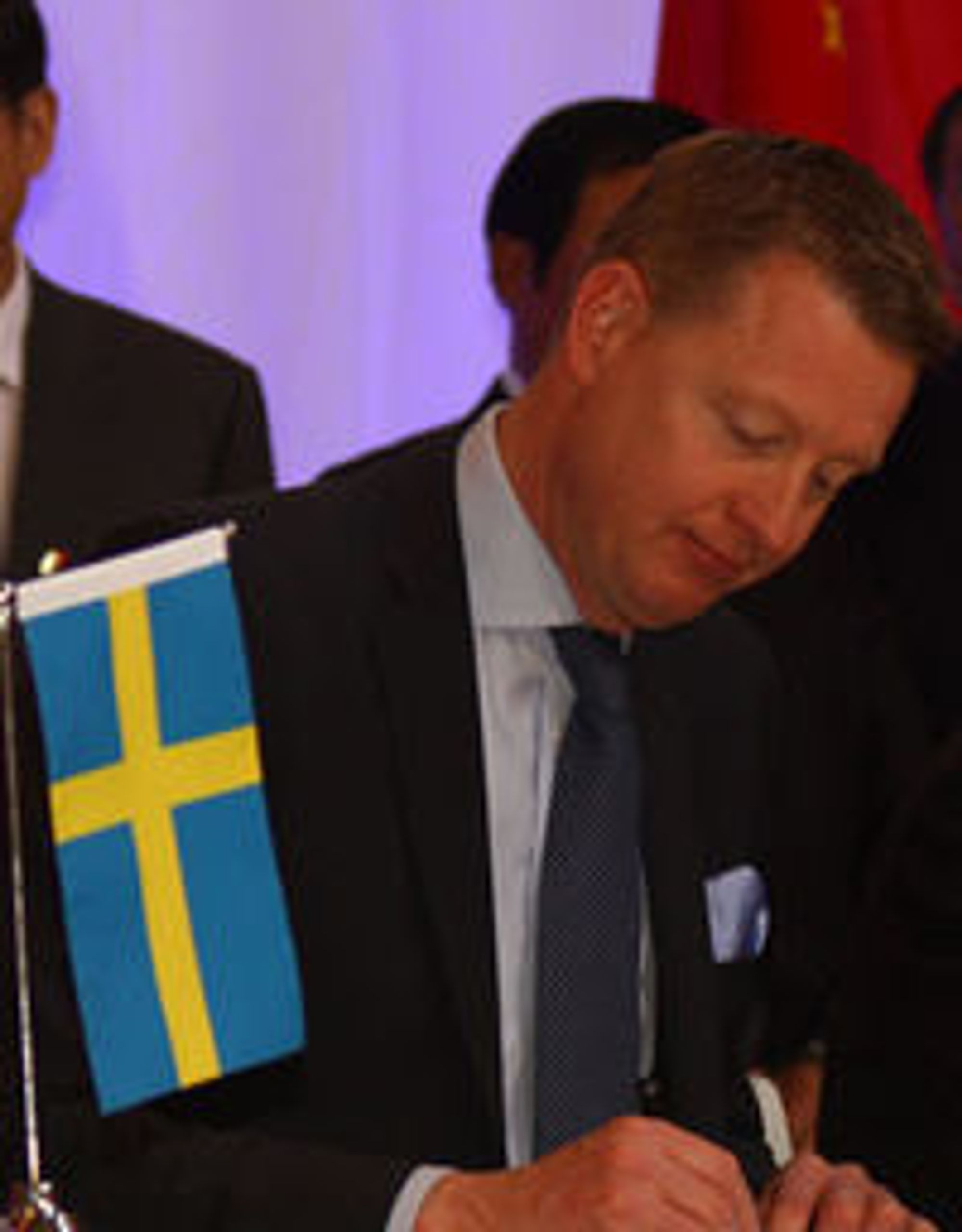 Ericsson-sjef Hans Vestberg under signering av avtaler i Kina i mars 2010.