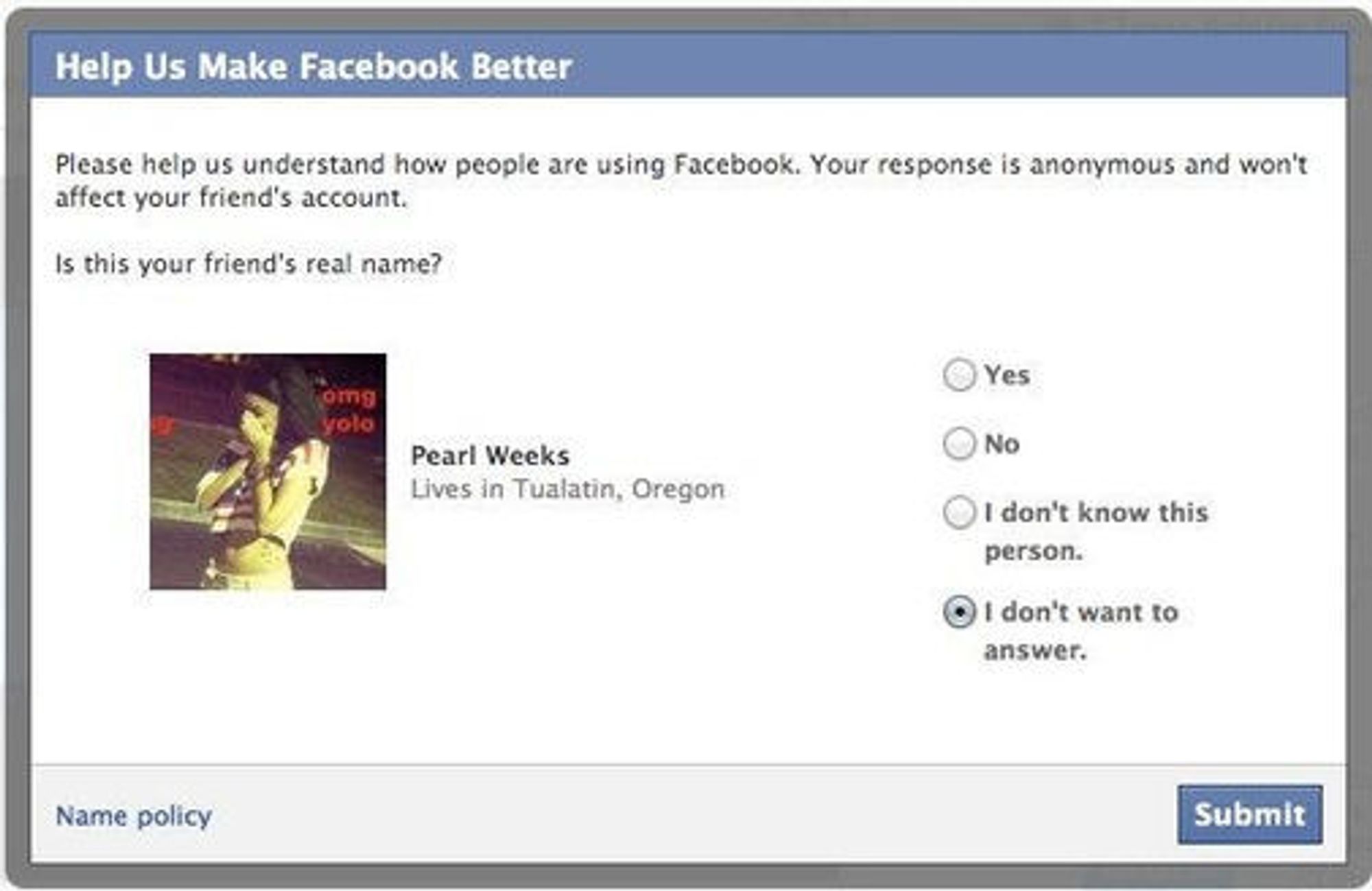 Som skjermbildet viser har Facebook laget en funksjon hvor de ber brukere avsløre venner som ikke benytter sitt virkelige navn.