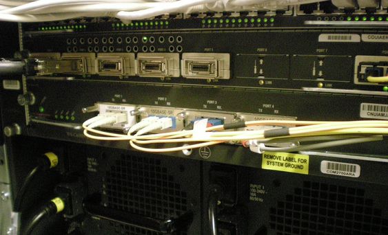 Her kommer signalene fra Cern rett inn i Titan.