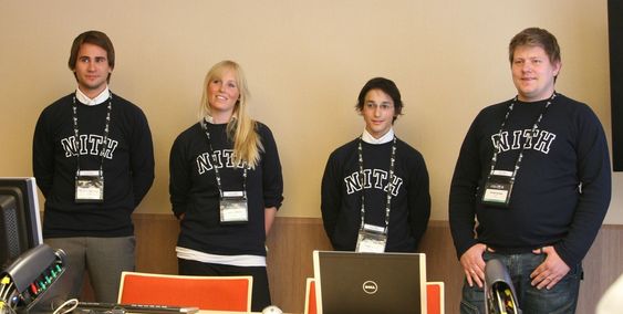 Kristian Sølve Ravndal, Trude Martinsen , Richard Dante og Christian Johannesen forbereder seg til sin første presentasjon.