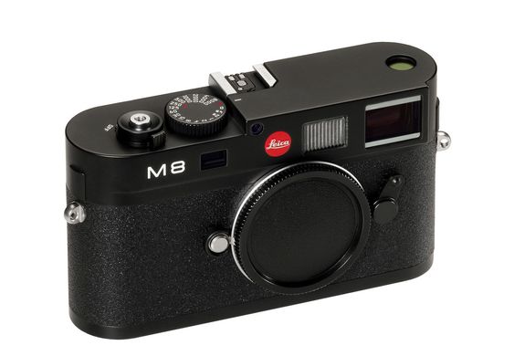 Auksjonen av den første digitale Leica M8 er avsluttet med høyeste bud på EUR 24.000