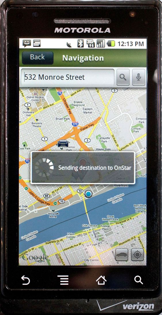 OnStar Mobile sender destinasjon på kartet til OnStar-systemet i bilen.