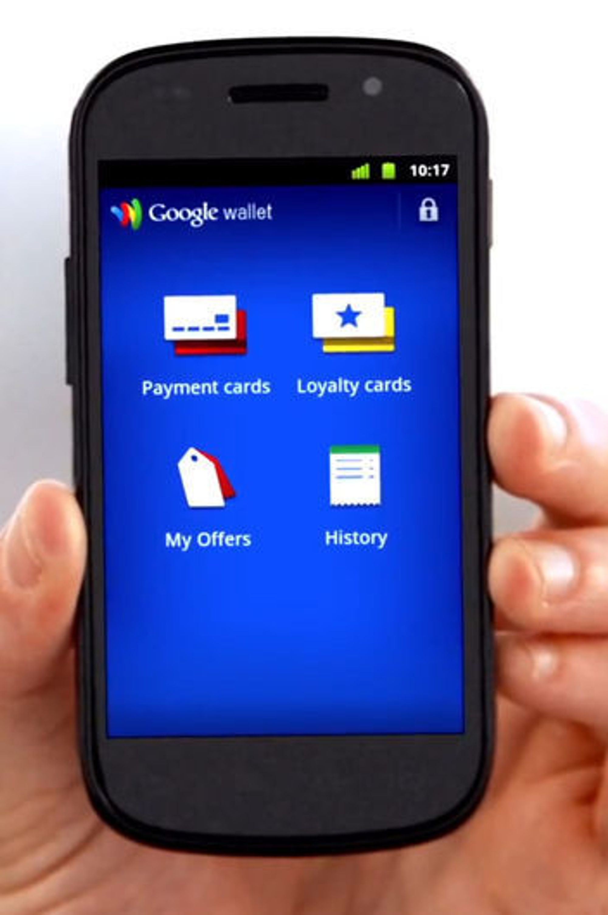Betalingen utføres ved hjelp av Google Wallet-applikasjonen på mobilen.