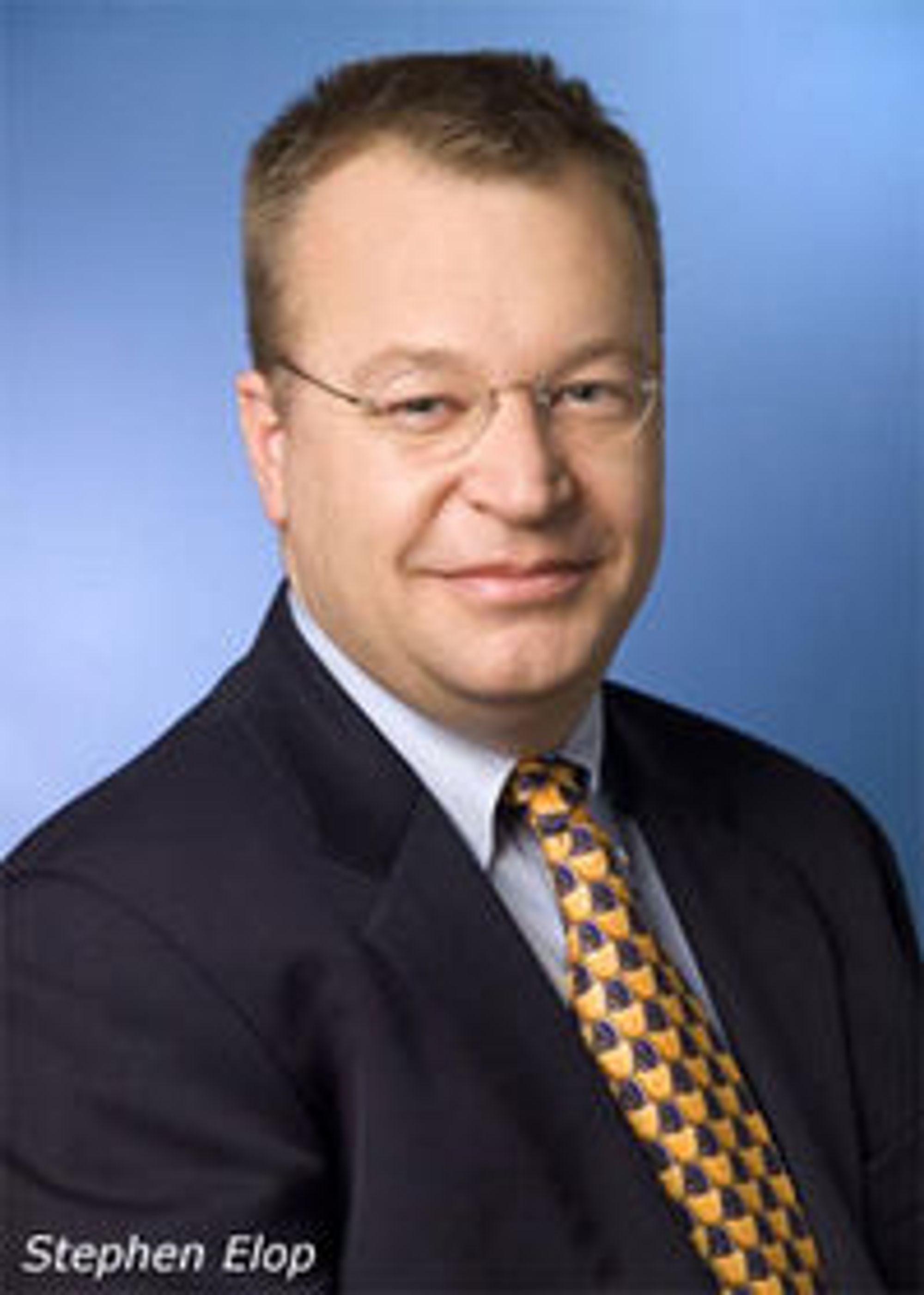 Symbian skal støttes i mange år ifølge Nokias konsernsjef Stephen Elop.