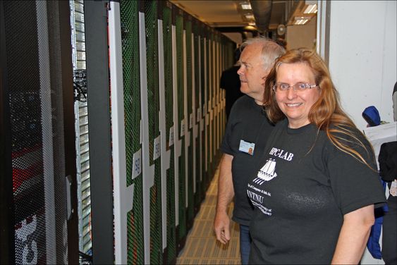 Den kraftigste superdatamaskinen i Norge, NTNUs Vilje. Her sammen med Anne Cathrine Elster og Arve Dispen ved NTNU.