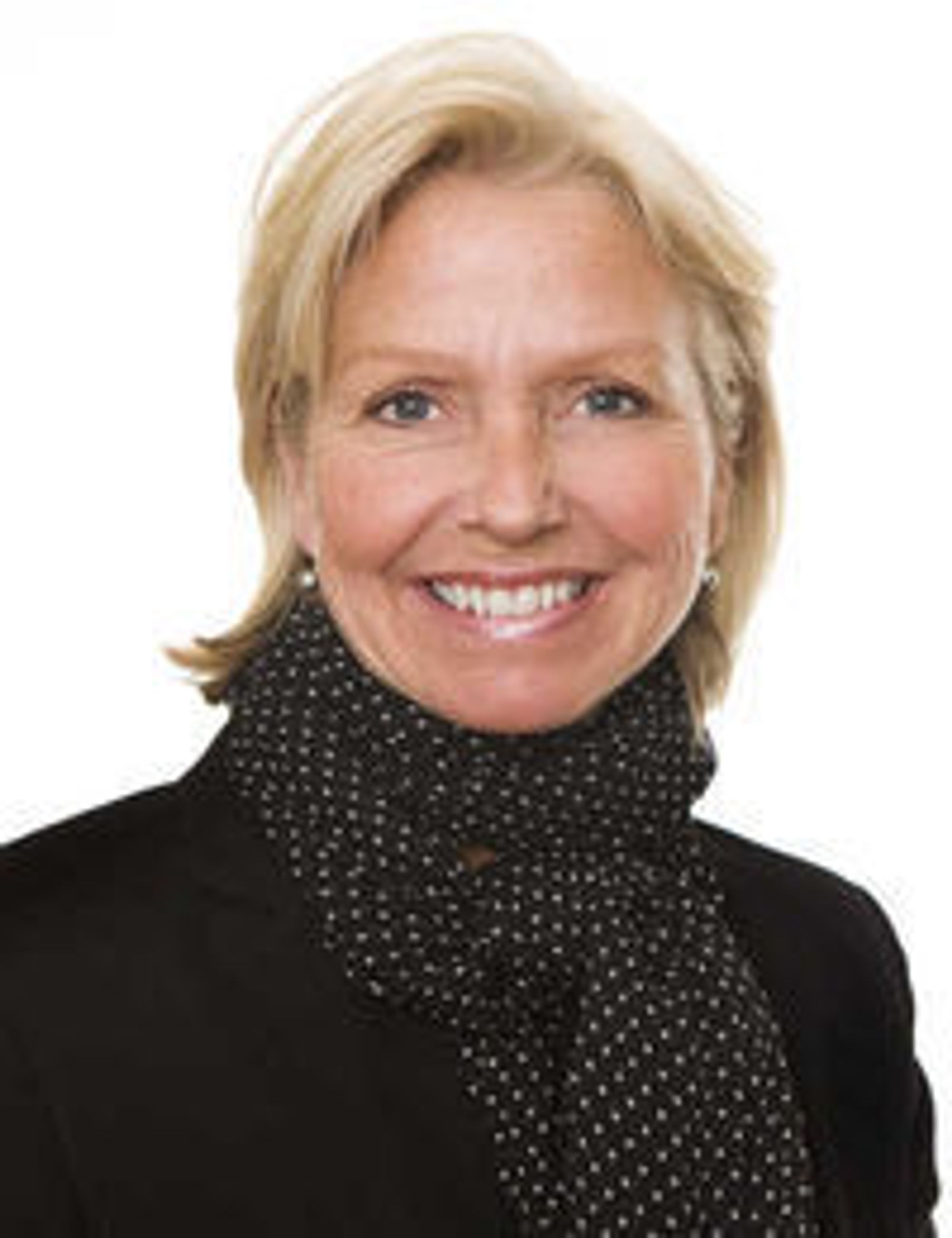 Fra 2004 til 2008 var Berit Kjøll divisjonsdirektør i Telenor, med ansvar for mobil, bredbånd og telefoni til det norske personmarkedet.