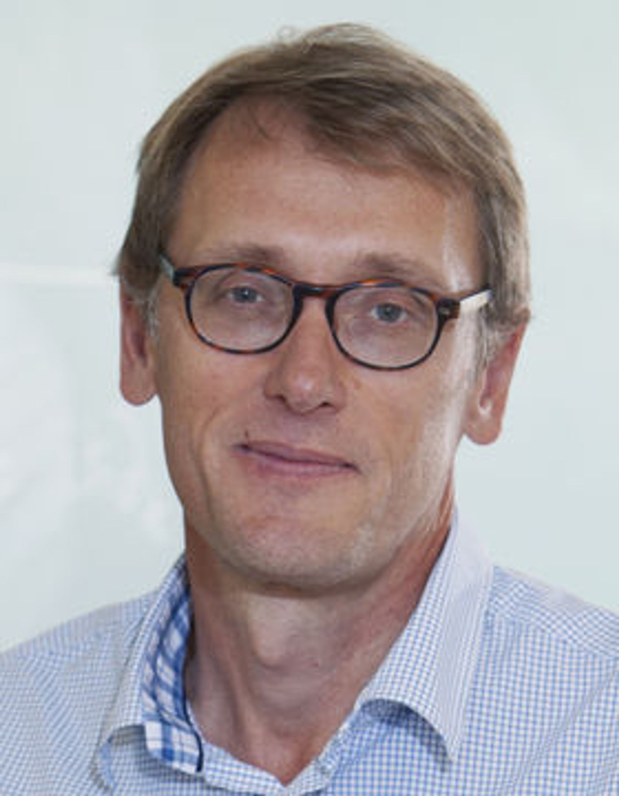 Mikael Fogelström leder grafénforskningen ved Chalmers.