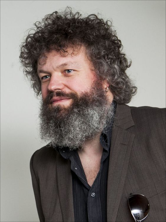 En tanke om brukervennlig skjema har nok slått helt feil ut, mener Torgeir Waterhouse.