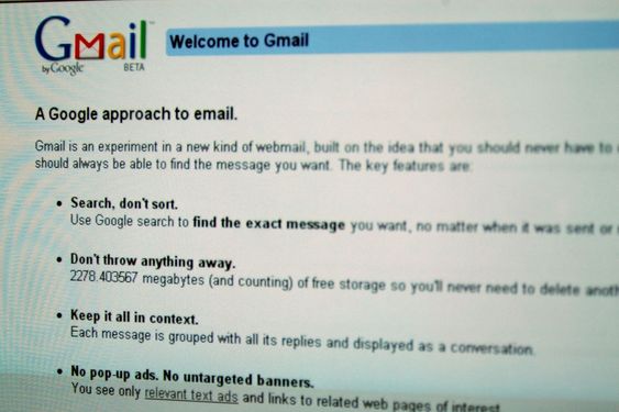Introduksjon til Gmail fra 2004.