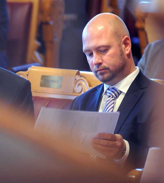 UTÅLMODIG: Justisminister Anders Anundsen krever fortgang i innføringen av ny straffelov. Det vil kreve endringer i en lang rekke IT-systemer.