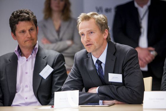 Halvor Walla (t.h) fra Software Innovation kunne fortelle at de driver innovasjonsarbeidet i Danmark - og tar med seg nyvinningene til Norge. Til venstre er direktør i Encap, Thomas Brostrøm.