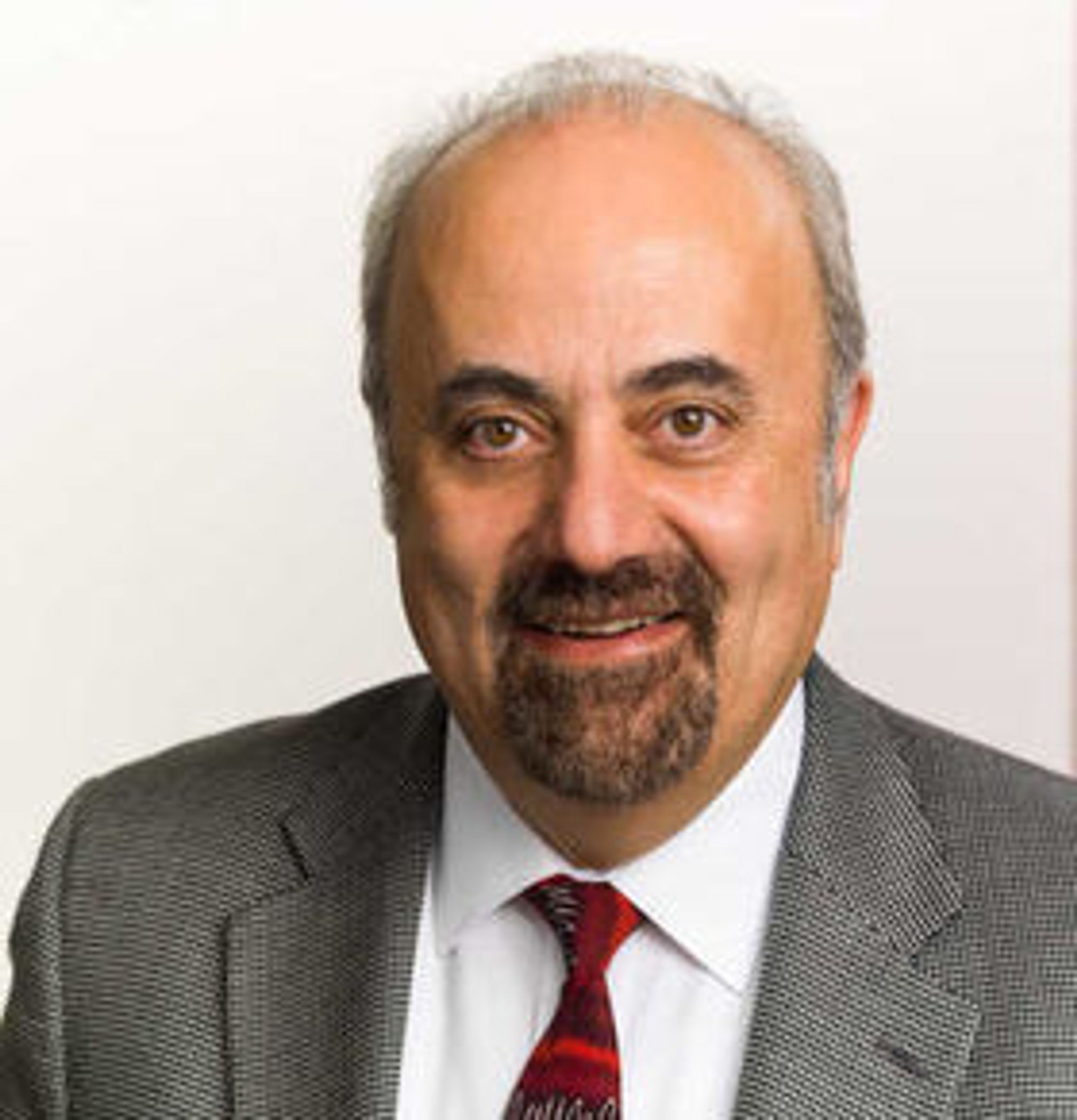 George Minassian er administrerende direktør og medgründer i Crossbar, som ble etablert i 2010.