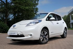 Da Nissan først lanserte Leaf, ga de ingen garantier for hvor raskt batteriet ville degraderes.