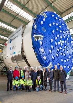 Torsdag besøkte ledelsen for Follobaneprosjektet den ferdige tunnelboremaskinen i Frankfurt.