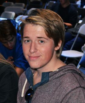 Håkon «Flaker» Solberg i myXMG tror myXMG er bedre som lag, mens Riddle er sterkere individuelt.