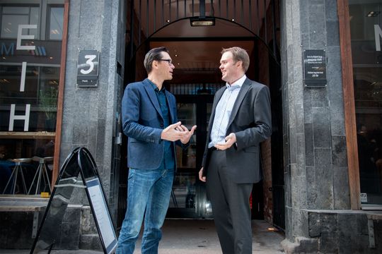 Møtes i skyen: Petter Merok i Microsoft og Steinar Rune Eriksen i Hafslund jobber aktivt for å ta stadig flere IT-tjenester ut i skyen.