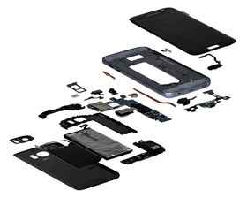 IHS plukket fra hverandre Samsungs flaggskip for å finne komponentprisene.