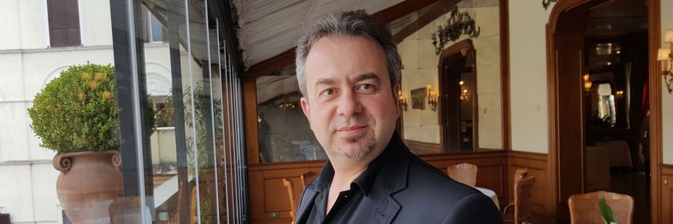 Dean Bubley i Disruptive Analysis ser store utfordringer når bedrifter skal innføre sikkerhet for data og inntrengning via enhetene arbeidstakere tar med seg inn i jobbnettverket. Hvordan få inn sikkerhet eksempelvis i dashbordet på en androidbasert bil, spurte han under Netevents i Roma.