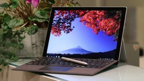 Hybrid-PC-er som Surface 4 Pro er midt i blinken for Samsungs nye BGA-lagring.