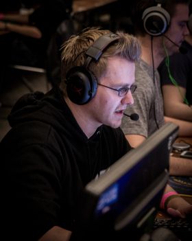Andreas «b4t» Bergevik (nærmest kamera) er ikke lenger en del av GamersLeague.