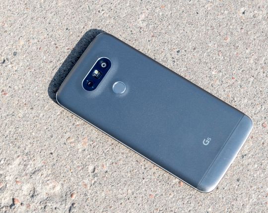 LG G5 er pen i tøyet.