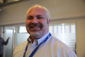 Press: Det norske solkraftmarkedet lider av voksesmerter, mener medgründer Trond Øines i Solar Technologies Scandinavia (SES).