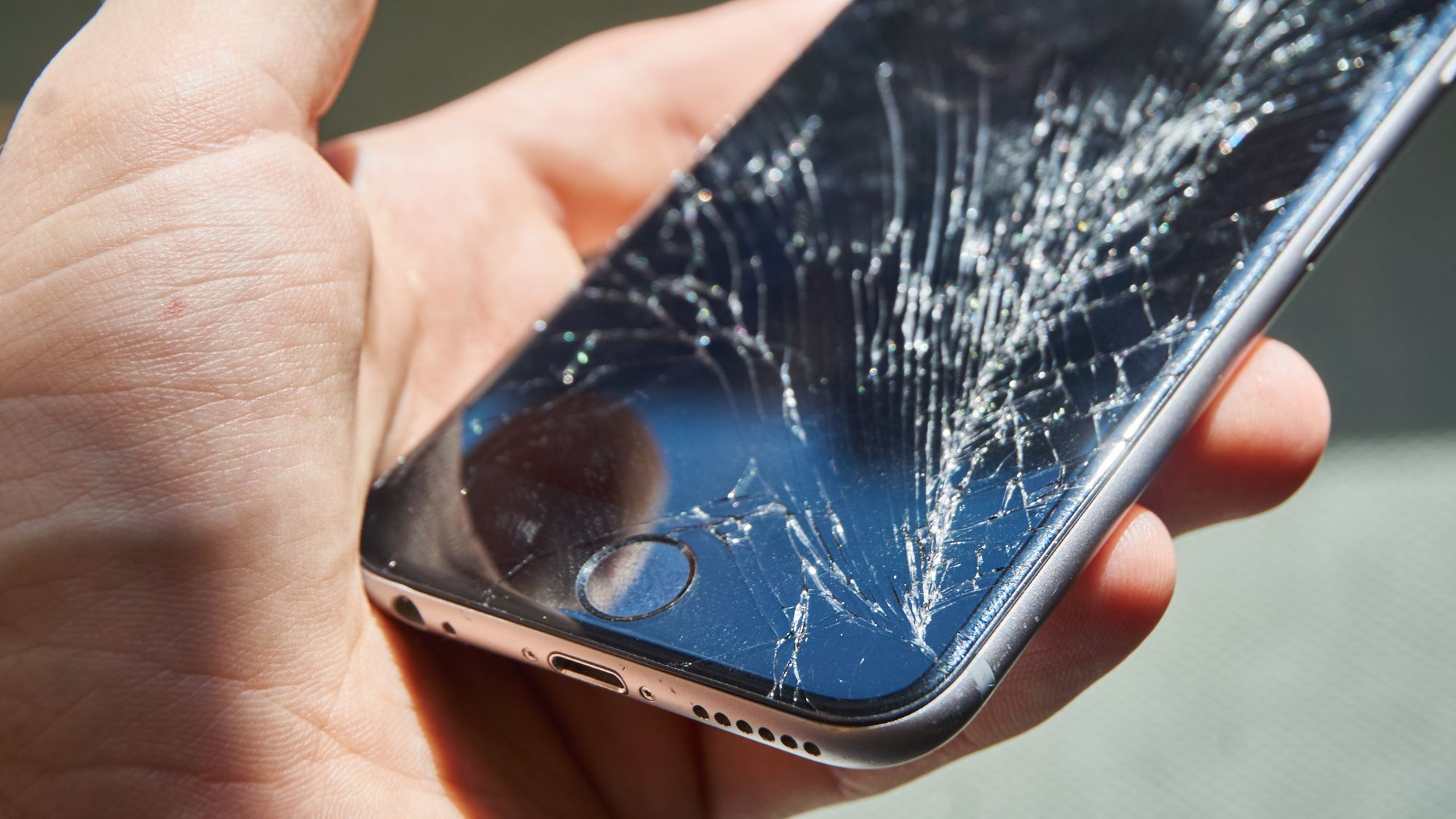Guide: reparasjon av iphone 6 vi brukte nybrygget kaffe som ...