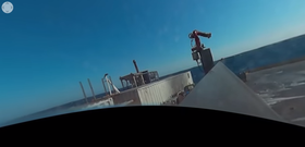 Videoen lar deg snu på bildet, slik at du for eksempel kan sjekke ut omgivelsene på selve lekteren.