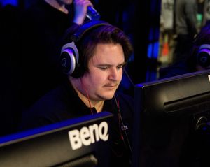 Bjørn «Skurk» Maaren under Telenorliga-finalen høsten 2015.