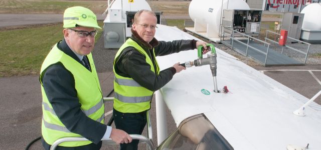 Endelig blyfri avgas på Kjeller