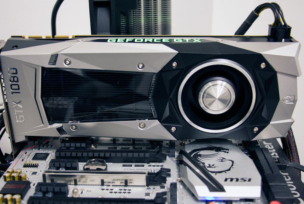GTX 1080 på testbenken er et ganske pent skue.