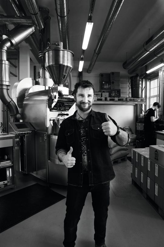 Mārtiņš Dzenis er Rocket Beans energiske innehaver .