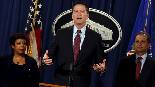 FBI-sjefen teiper over eget webkamera