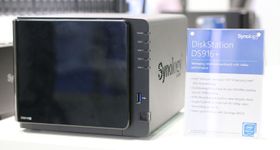 Synology DiskStation DS916+.