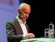 Har en vei å gå: Statsråd Jan Tore Sanner i Kommunal- og moderniseringsdepartementet.