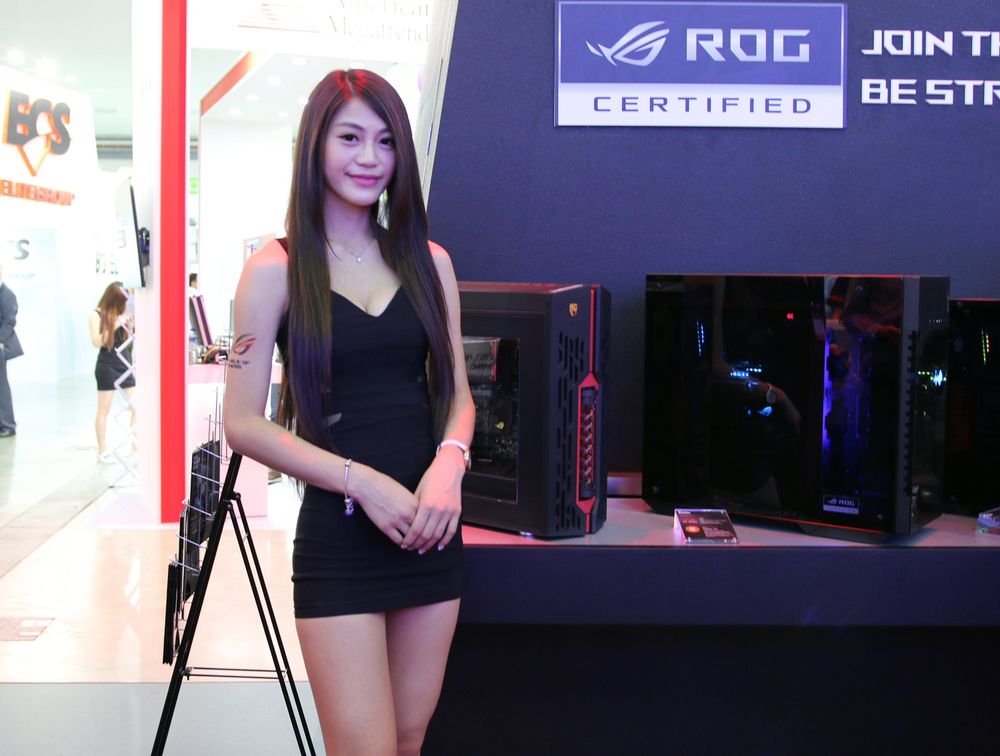 En sikker finalist i «Computex' korteste kjole 2016».