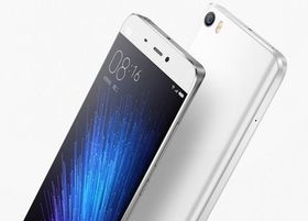 Xiaomi har mange spennende modeller. Her avbildet er Xiaomi Mi5.
