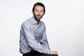Kommunikasjonssjef, Christian Haraldsen, sier at Gjensidige ikke har klart å lokalisere feilen enda.
