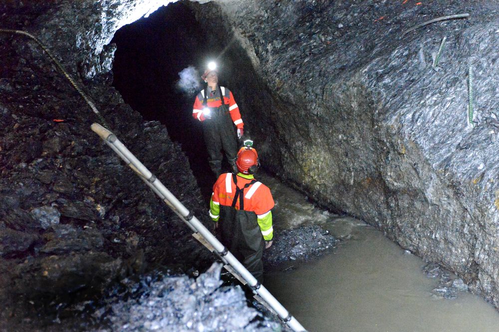 I april i år passerte Eiganestunnelen en av Stavangers eldste og største kloakktunneler, med kun få meters klaring. Dermed måtte folk ned i tunnelen, som frakter hele Nord-Jærens avføring til Mekjarvik, for å sjekke at den ikke hadde fått skader.